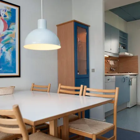 Iii Appartement *
